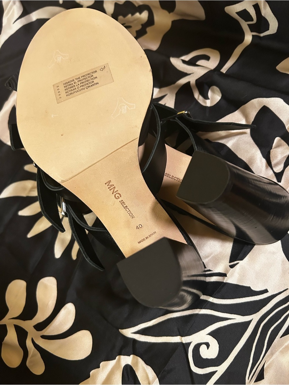 Heeled Leather Sandals - Belts and Buckles - Picture 5 of 13